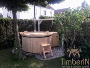 Jacuzzi Ogrodowe Z Drewna Opalane Drewnem (1)