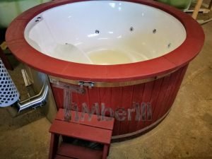 Fiberglass Lined Outdoor Hot Tub Integrated Heater With Wood Staining In Red (27)
